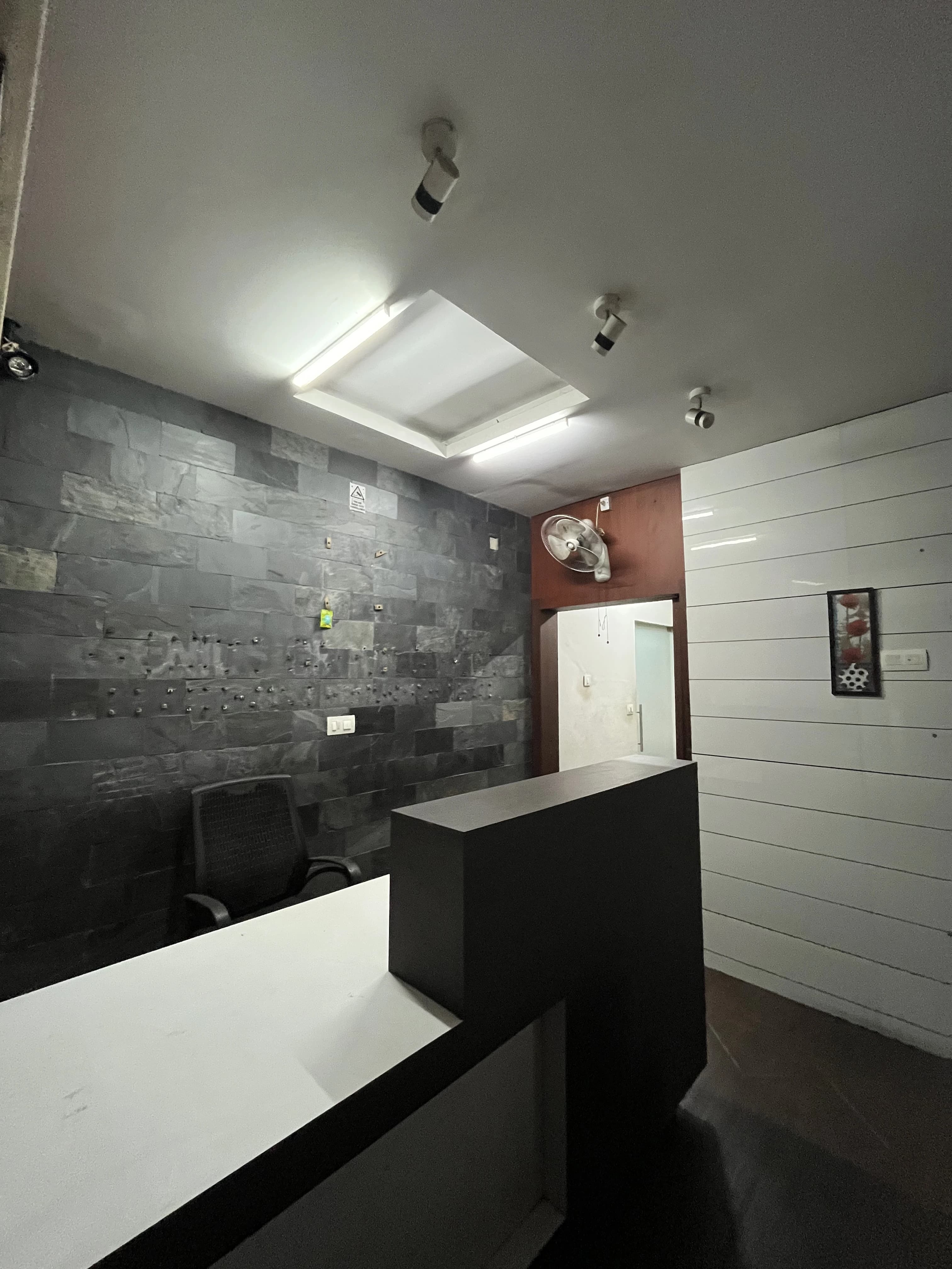 Gallery 12